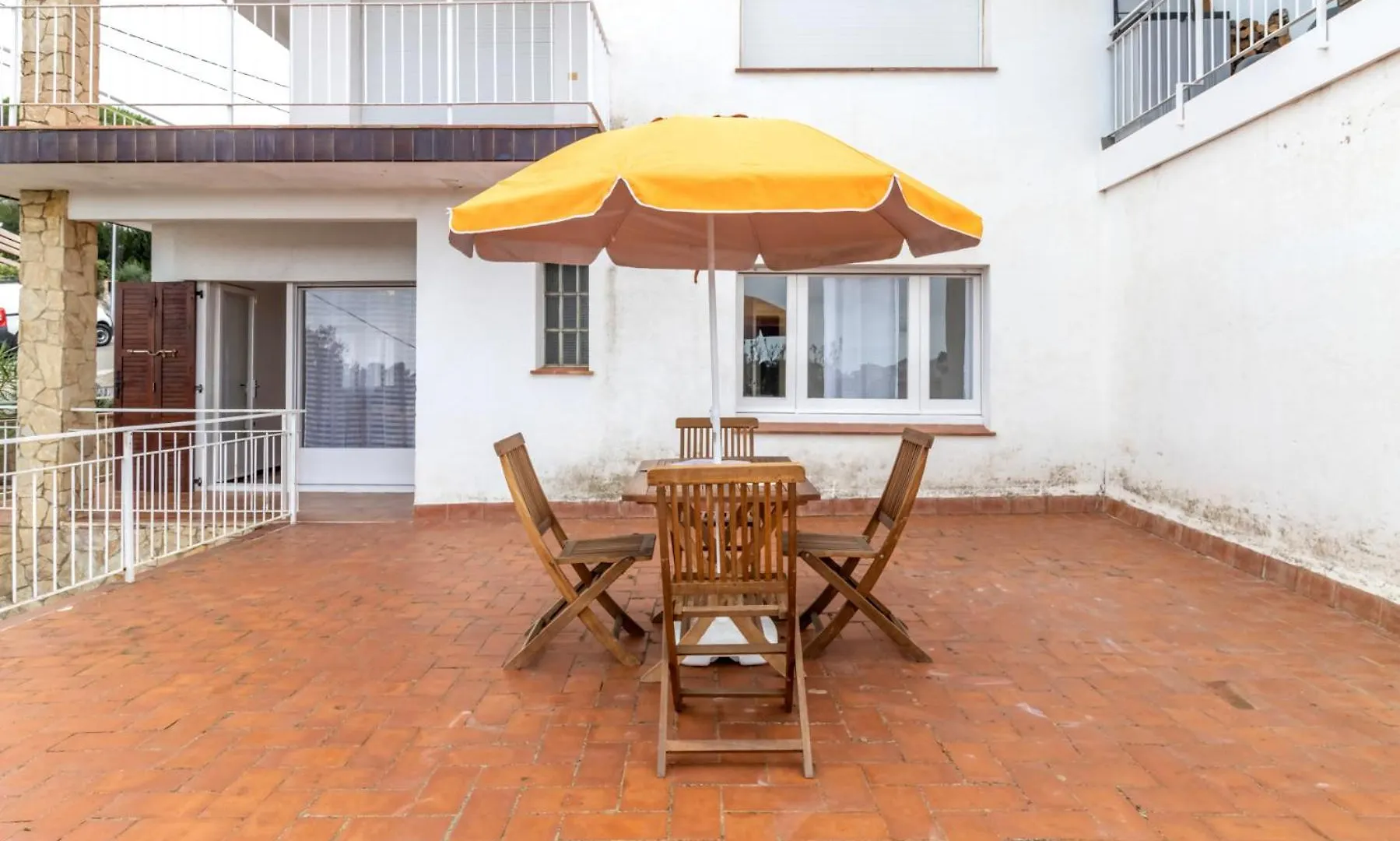 アパート La Farella 63 - Apartamento Con Terraza Y Vistas ジローナ